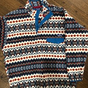 Women’s XL Patagonia fleece pullover.